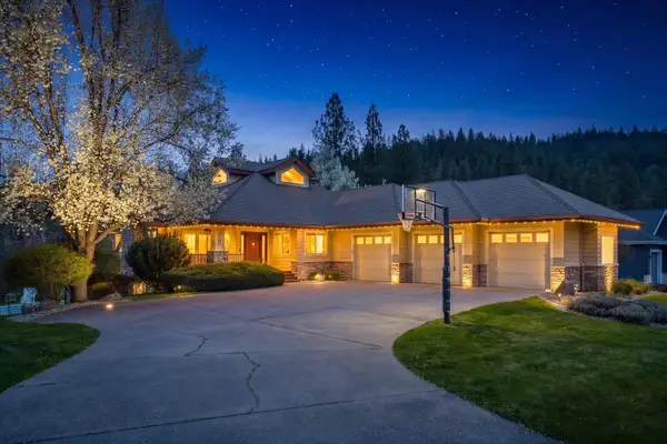 115 E Meadowlane Dr, Spokane, WA 99224