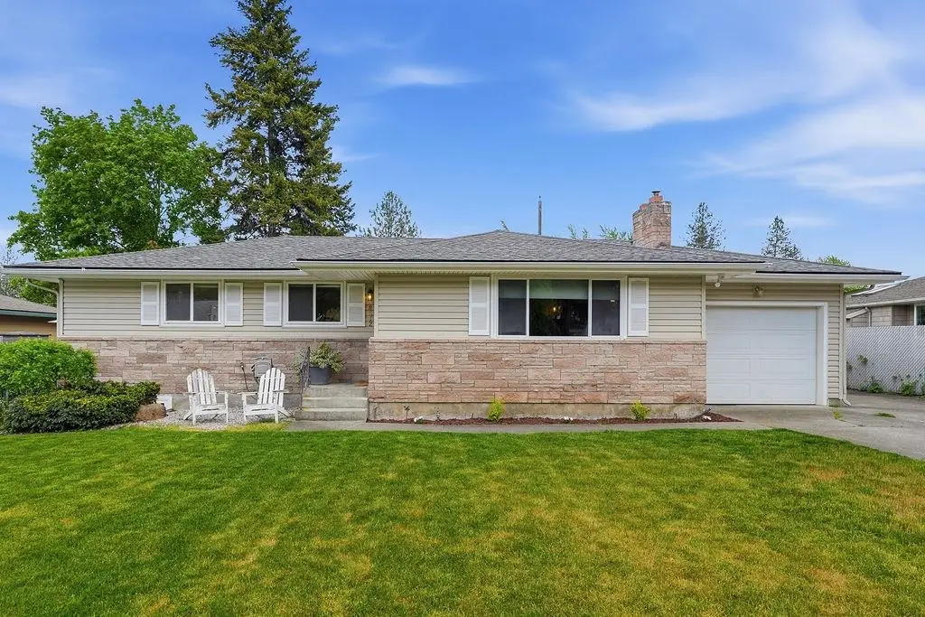 8312 N Jefferson Dr, Spokane, WA 99208 - #1