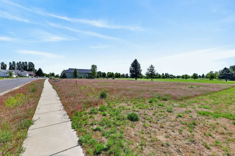 1438 E 12th St, Deer Park, WA 99006 - #3