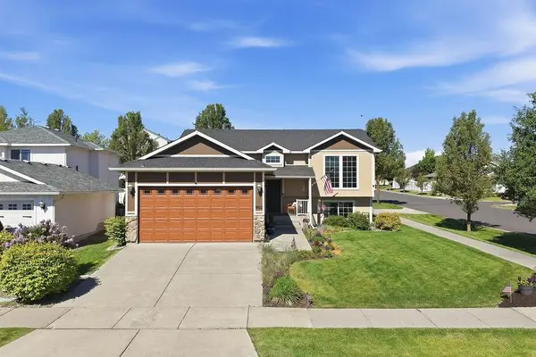 902 S Salish St, Airway Heights, WA 99224