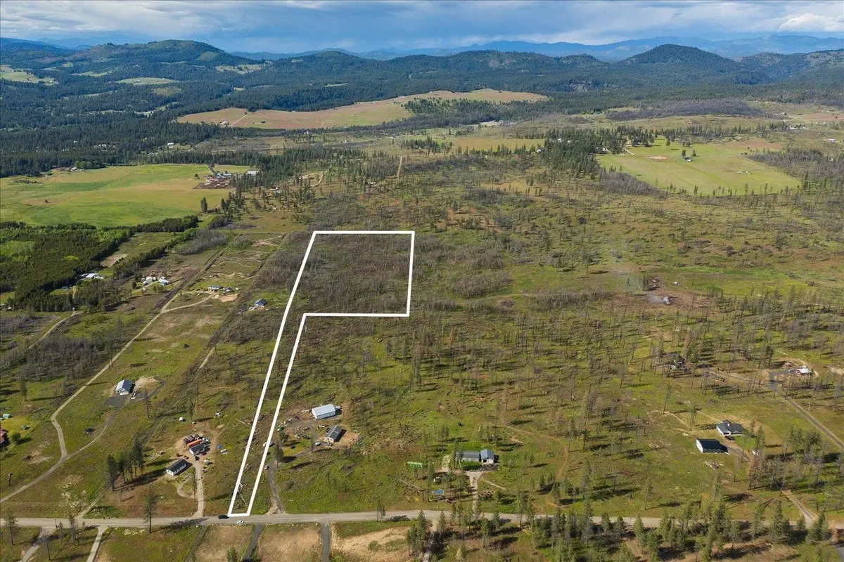 13801 E Bridges Rd, Elk, WA 99009 - #1