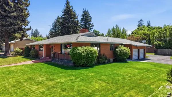 704 E Crawford Ave, Deer Park, WA 99006