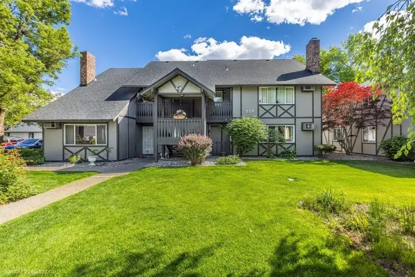 202 E Weil Ave #Unit 2, Spokane, WA 99208
