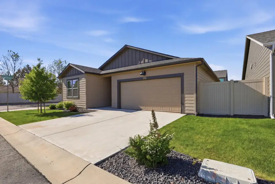 5914 W Georgetown Ln, Spokane, WA 99208 - #3