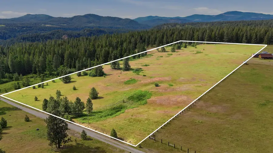 682 Henry Rd, Elk, WA 99009 - #2