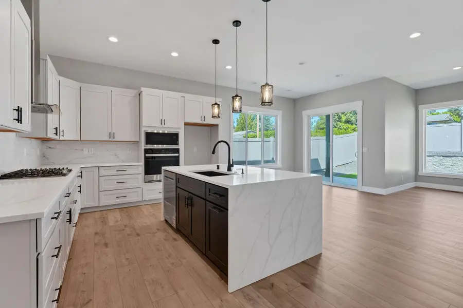 3137 E 36th Ave, Spokane, WA 99223 - #3