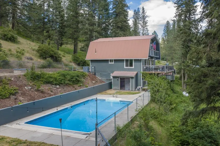 19825 N Holcomb Rd, Mead, WA 99021 - #3