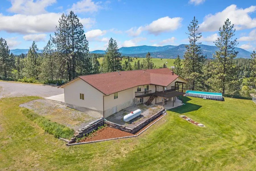 417 B Hotchkiss Rd, Colville, WA 99114 - #3