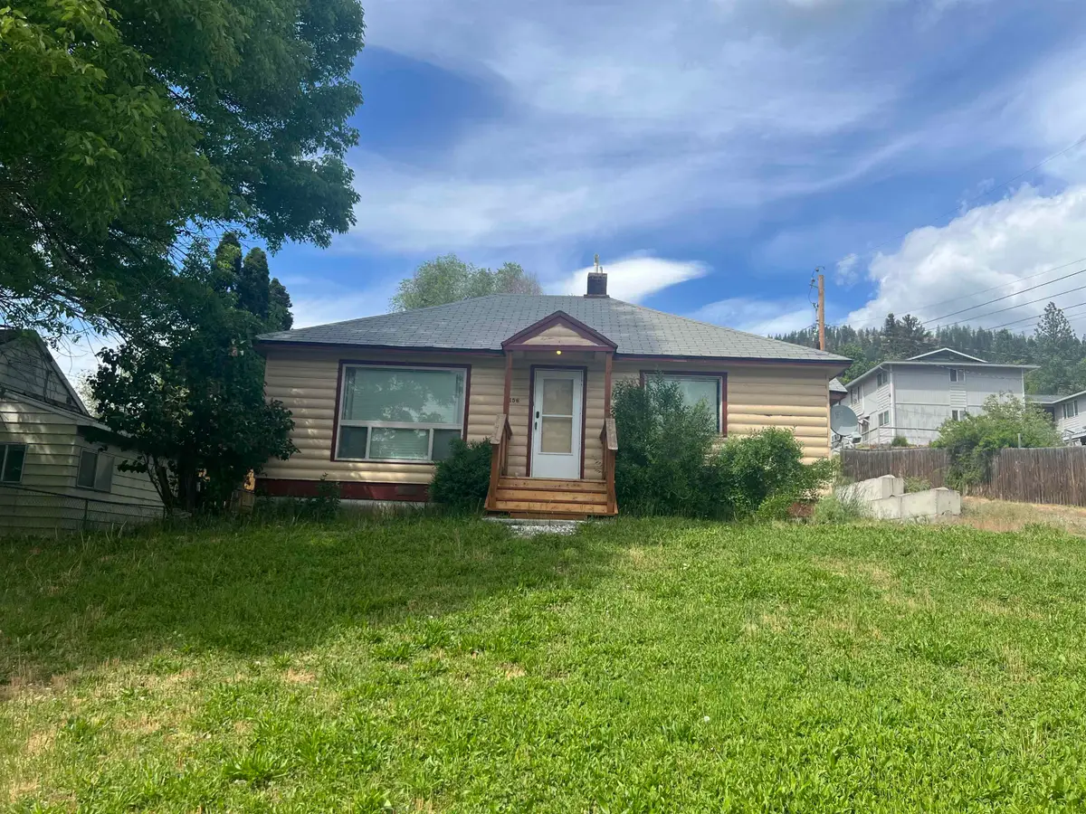 156 W 9th Ave, Colville, WA 99114 - #1