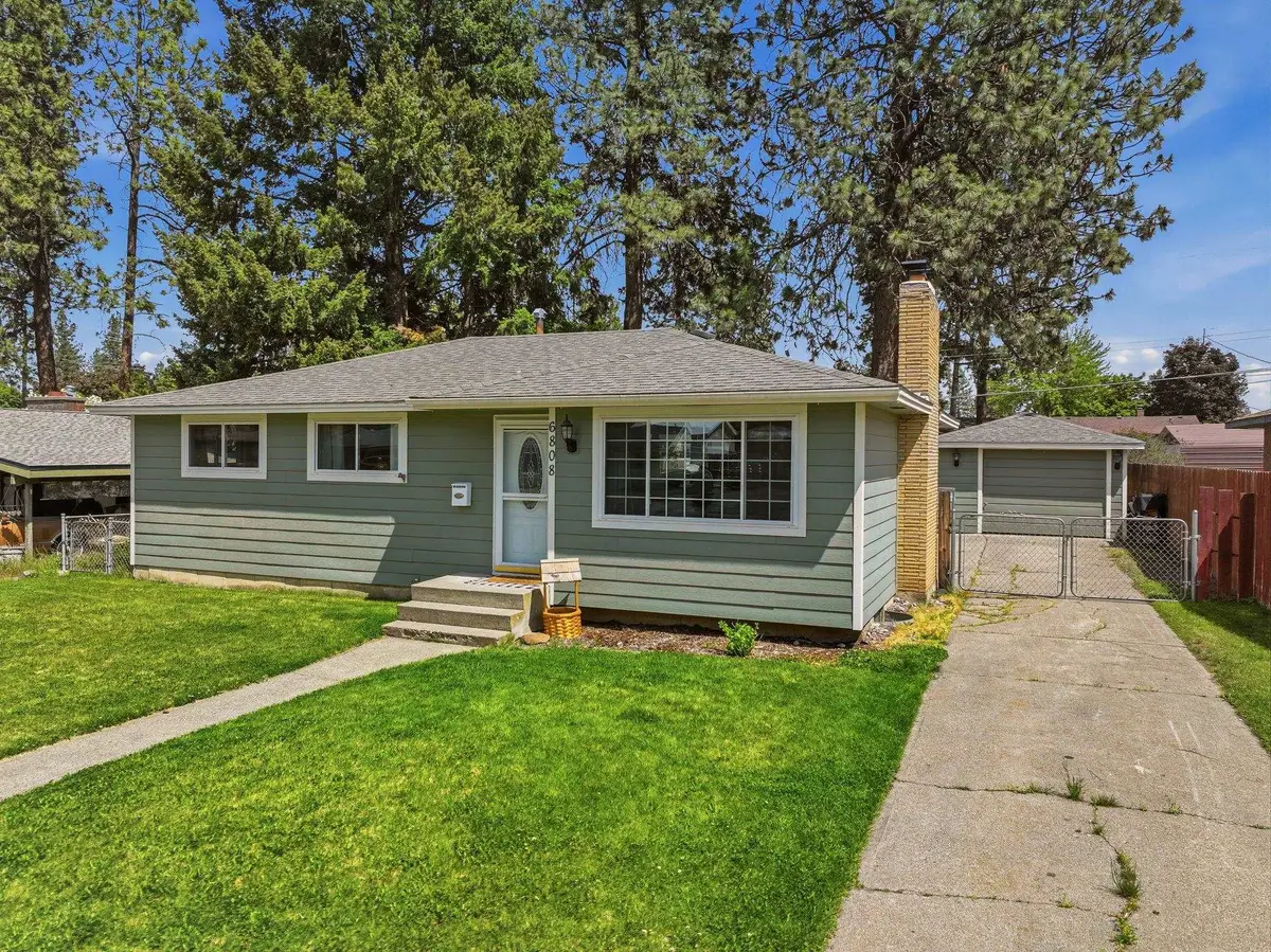 6808 N Stevens St, Spokane, WA 99208 - #1