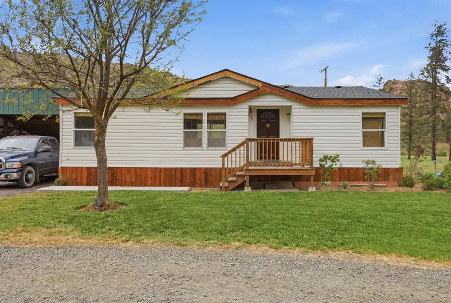 36499 N Teel Hill Rd, Davenport, WA 99122 - #2