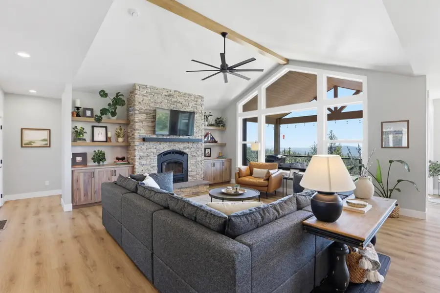 6645 Blue Ridge Way, Deer Park, WA 99006 - #2