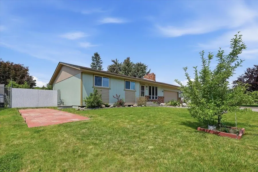 1715 N Herald Rd, Spokane Valley, WA 99206 - #2