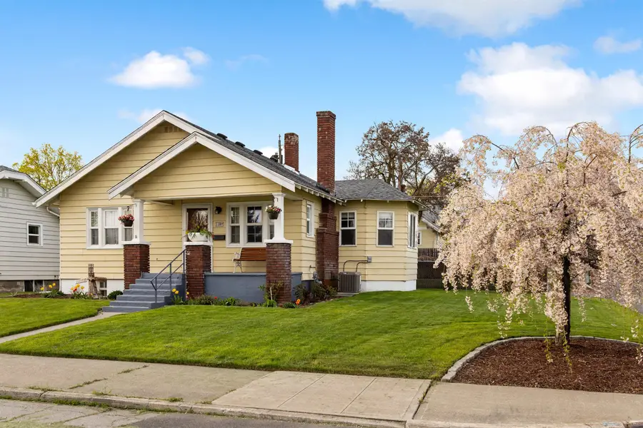 1127 E Gordon Ave, Spokane, WA 99207 - #2