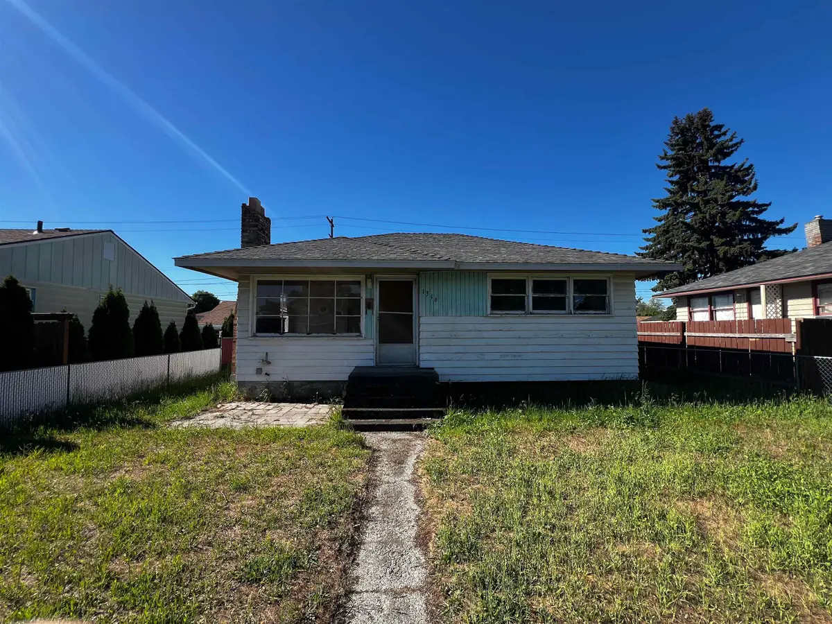 1516 E Dalke Ave, Spokane, WA 99208 - #1