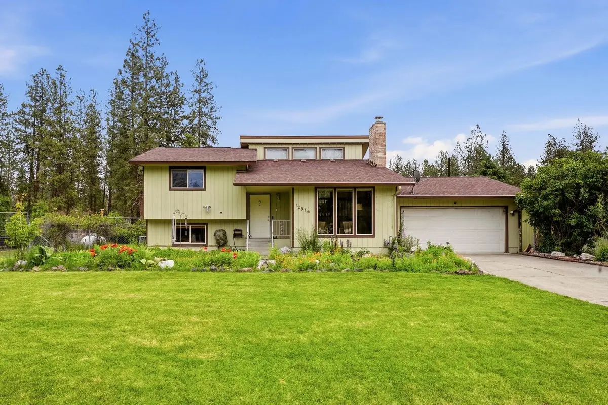 12916 W Sunnyvale Dr, Nine Mile Falls, WA 99026 - #1
