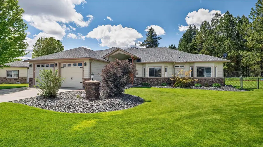 1308 E Chelan Ct, Deer Park, WA 90006 - #2