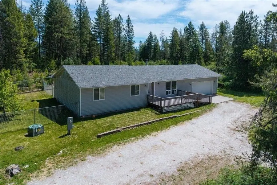 3362 Thompson Rd, Valley, WA 99181 - #2