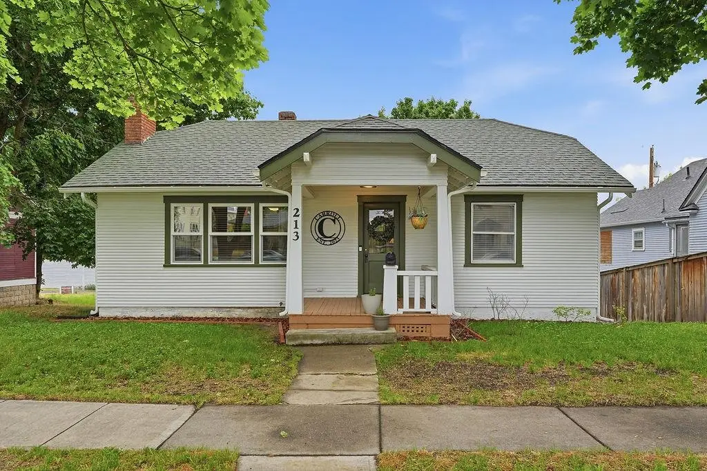213 6th St, Cheney, WA 99004 - #1