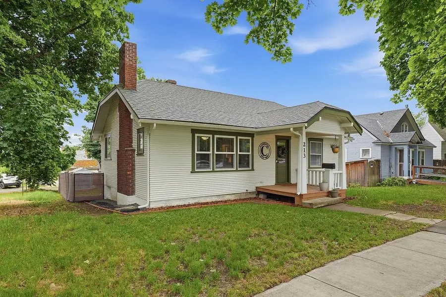213 6th St, Cheney, WA 99004 - #2