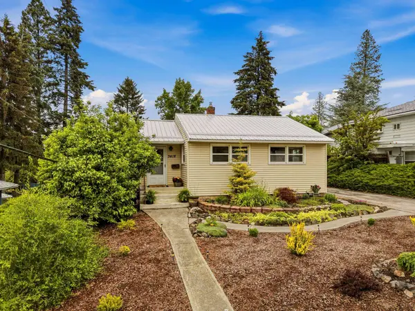 3418 W Queen Pl, Spokane, WA 99205