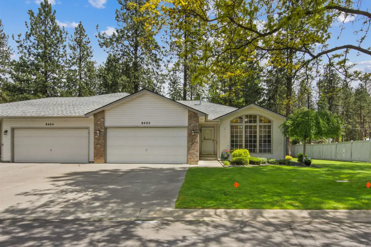 8402 N Pine Meadows Ln, Nine Mile Falls, WA 99026 - #1