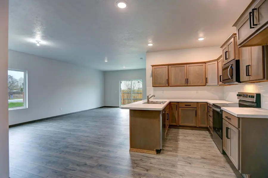 404 N Martini Ln, Spokane Valley, WA 99216 - #3