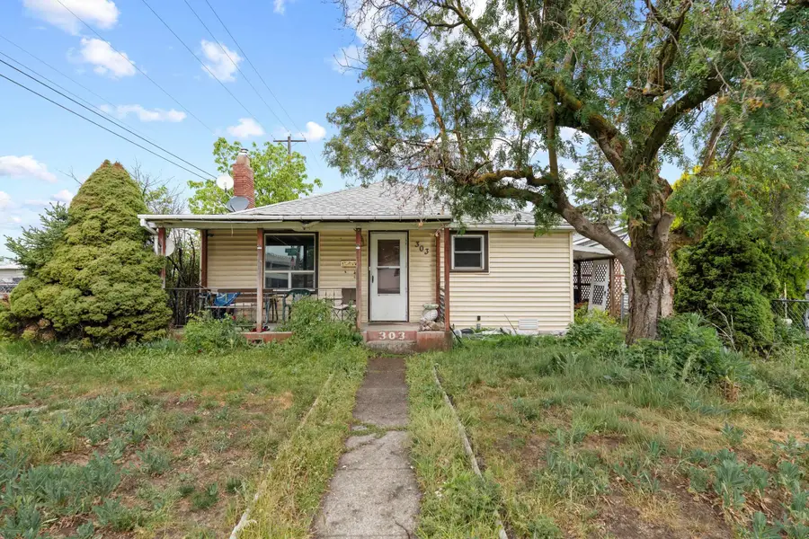 303 E Queen Ave, Spokane, WA 99207 - #2