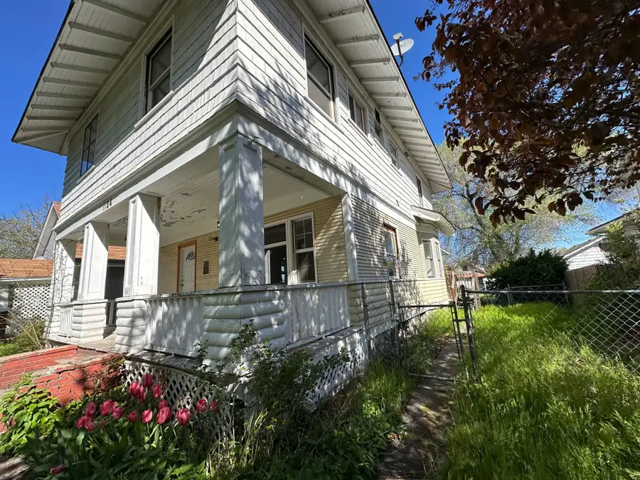 1124 W Mansfield Ave, Spokane, WA 99205 - #2