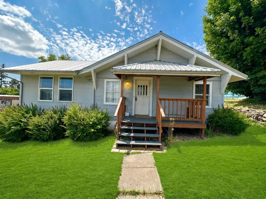 521 N Ramsey St, Tekoa, WA 99033 - #2