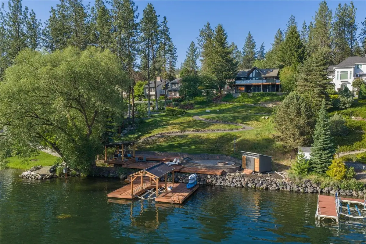 12911 W Shore Rd, Nine Mile Falls, WA 99026 - #1