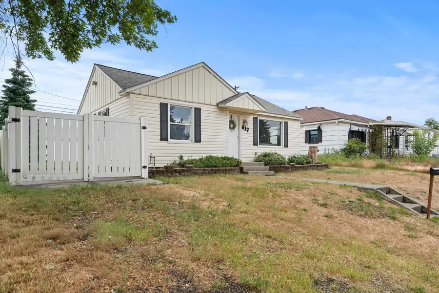 617 E Garland Ave, Spokane, WA 99207 - #2