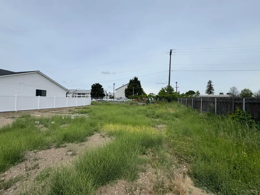 12121 E Sharp Ln, Spokane Valley, WA 99206 - #2
