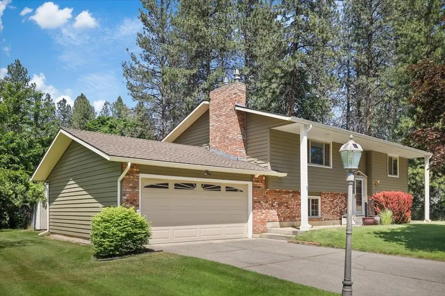 5224 W Pacific Park Dr, Spokane, WA 99208 - #2