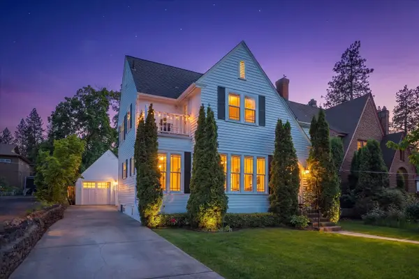 1024 E Overbluff Rd, Spokane, WA 99203