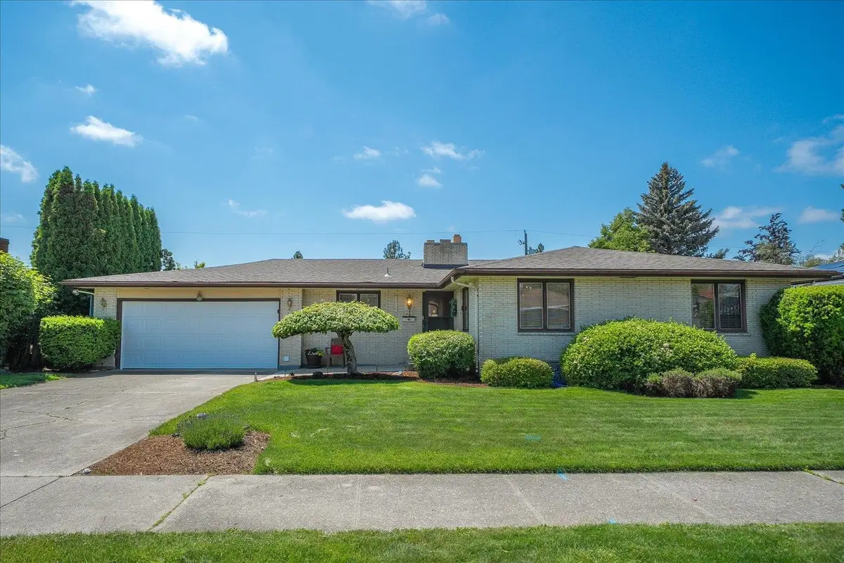 5907 N Fleming St, Spokane, WA 99205 - #1