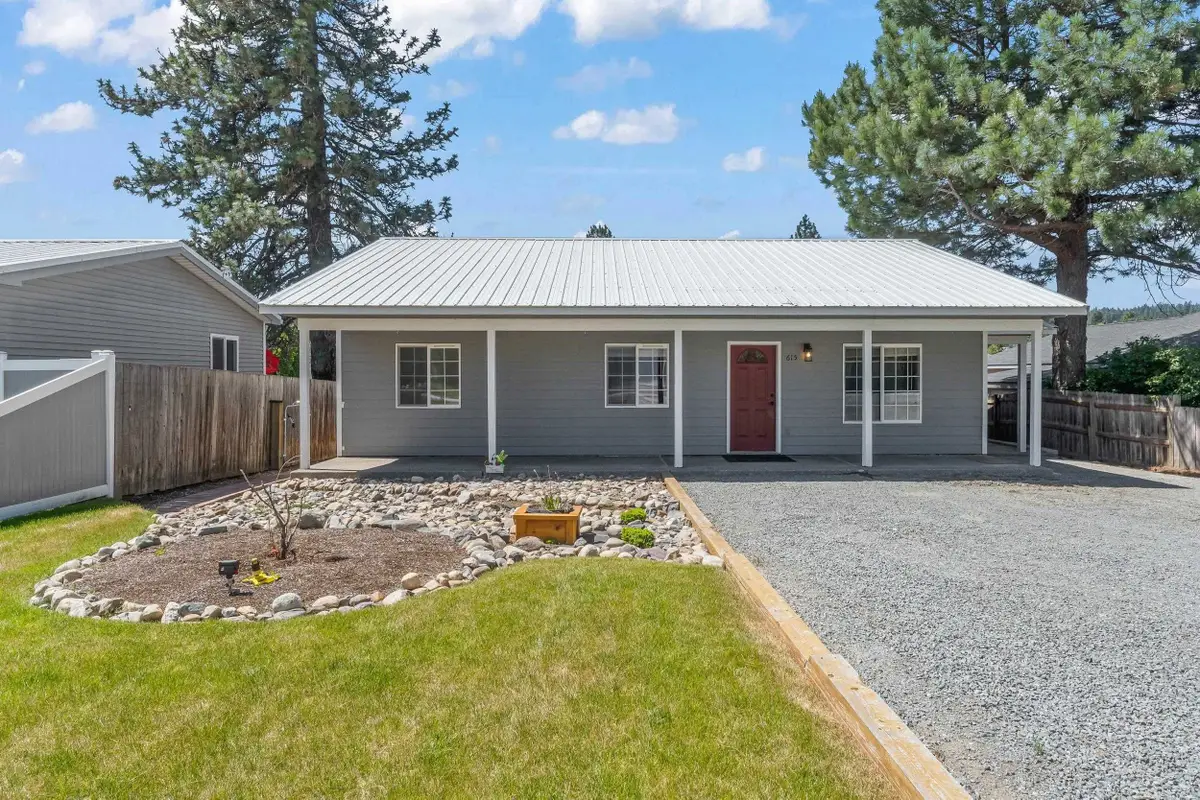 615 S Washington Ave, Newport, WA 99156 - #1