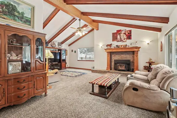 13122 Deer Valley Rd, Newport, WA 99156