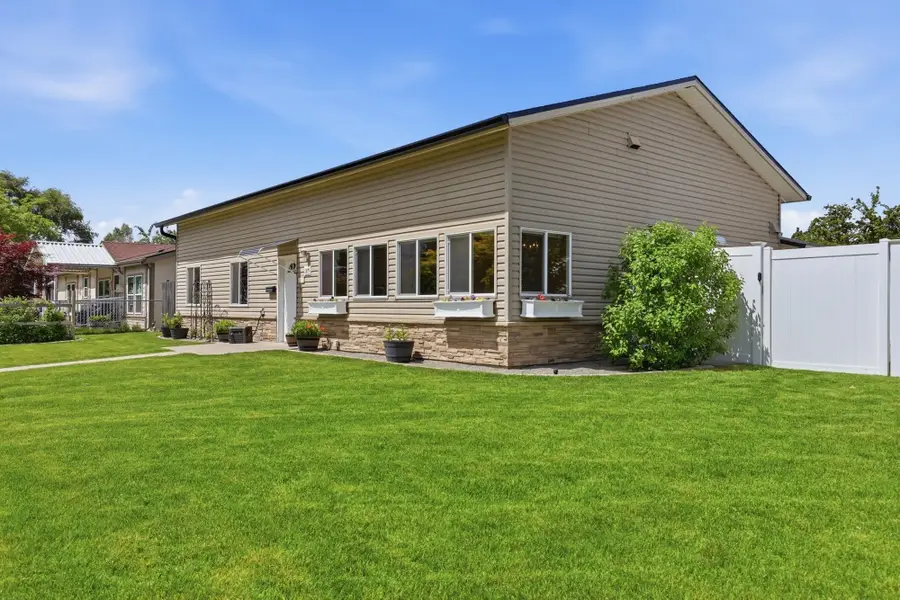 3329 E Marietta Ave, Spokane, WA 99217 - #2