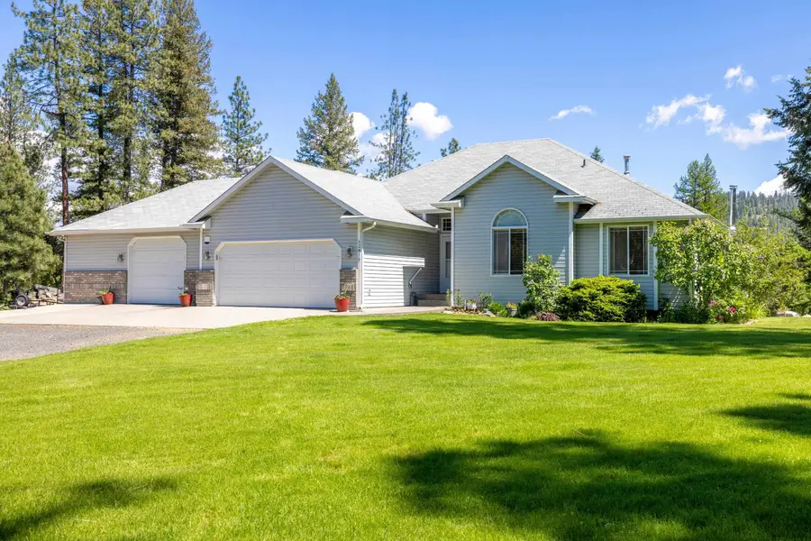 32410 N Ridge Rd, Chattaroy, WA 99003 - #3