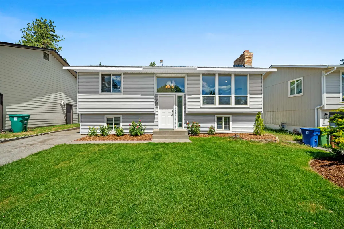 3517 E 36th Ave, Spokane, WA 99223 - #1