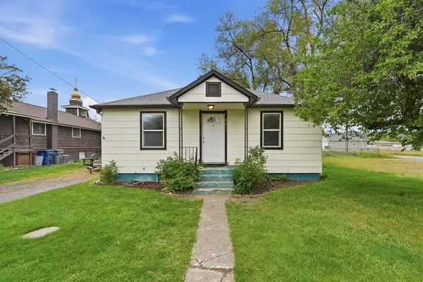 4318 N Evergreen Rd, Spokane, WA 99216
