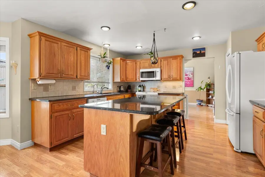 8008 E Gunning Dr, Spokane, WA 99212 - #2