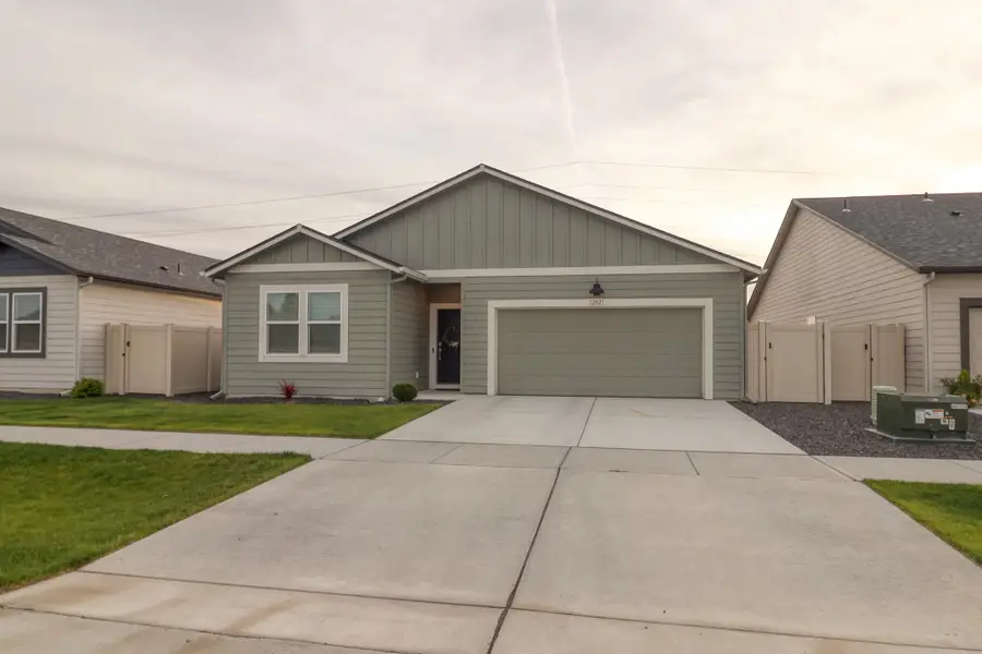12021 N Haven St, Mead, WA 99021 - #2