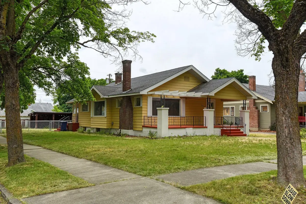 3203 W Cora Ave, Spokane, WA 99205 - #1