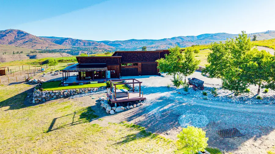 74 Sawtooth View Rd, Brewster Wakefield, WA 98846 - #2