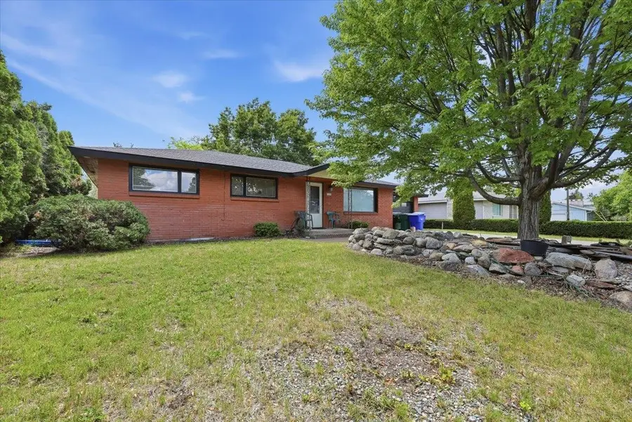 9808 E Shannon Ave, Spokane Valley, WA 99206 - #2
