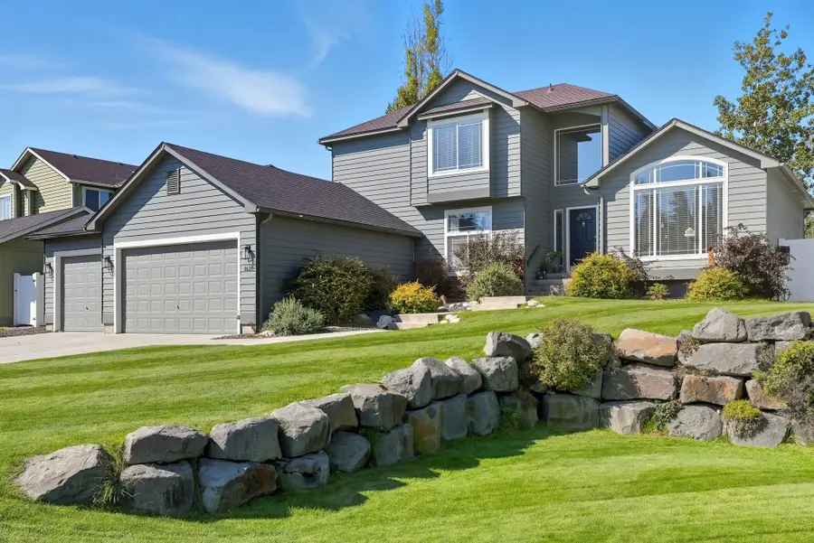 1620 S Limerick Dr, Spokane Valley, WA 99037 - #2