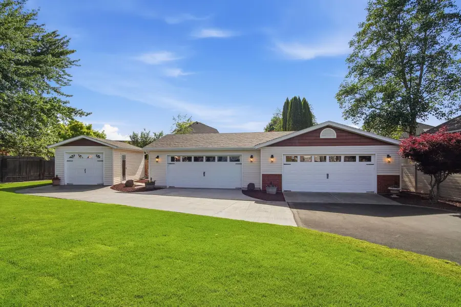 2126 S Sonora St, Veradale, WA 99037 - #3