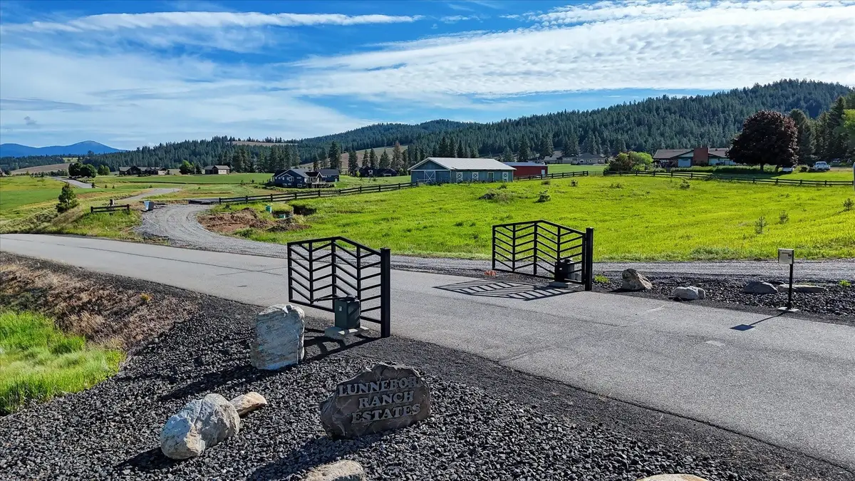 8505 N Kelsey Dawn Ln, Spokane, WA 99217 - #1